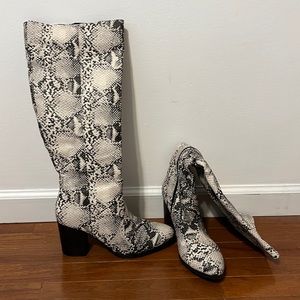 Qupid Knee Length White/Black Snakeskin Boots